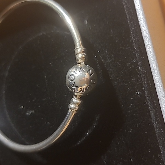 Bangle - Picture 2 of 3